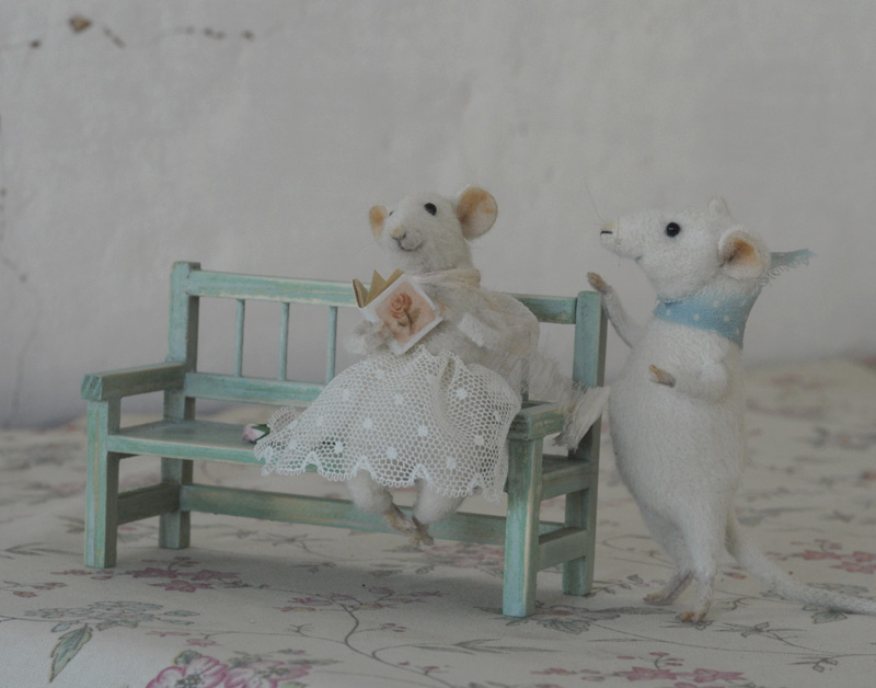 Romantic Mice   miniature OOAK artist toys by Natasha Fadeeva (stuffed 